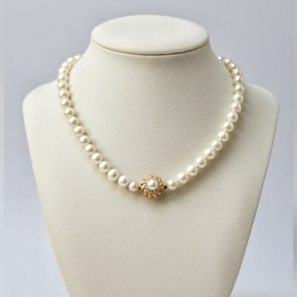Vintage Pearl Choker Necklace